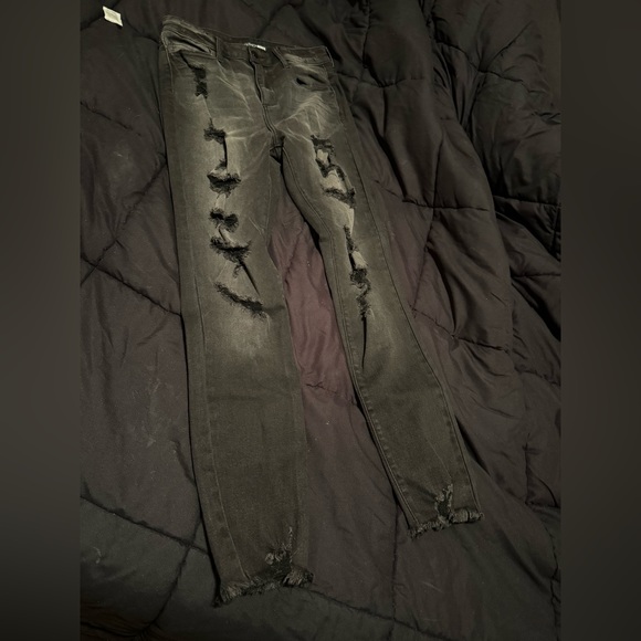 🖤here we go again distressed skinny jeans🖤 - Picture 5 of 13